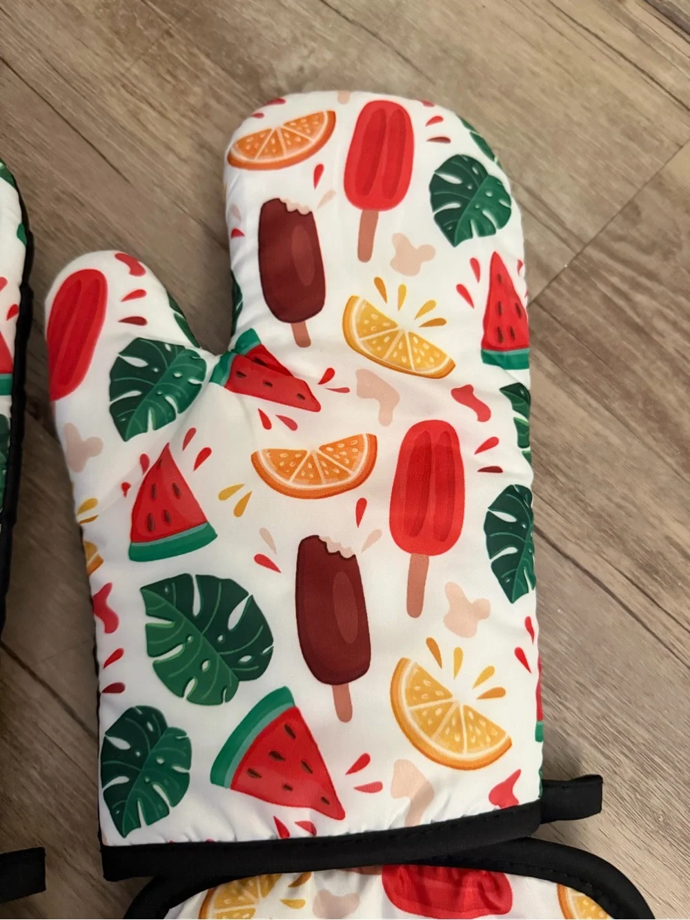 Oven Mitt and Pot Holder Set - White with Red, Green & Yellow Fruit Print